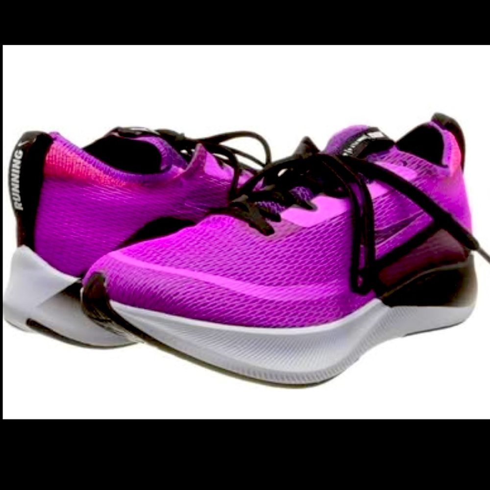 New no tag-Nike zoom woman’s 8.5 purple & black